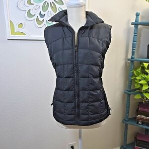 Columbia Womens Vest Puffer Black Full Zip Quilted Size Medium Outdoor Layer